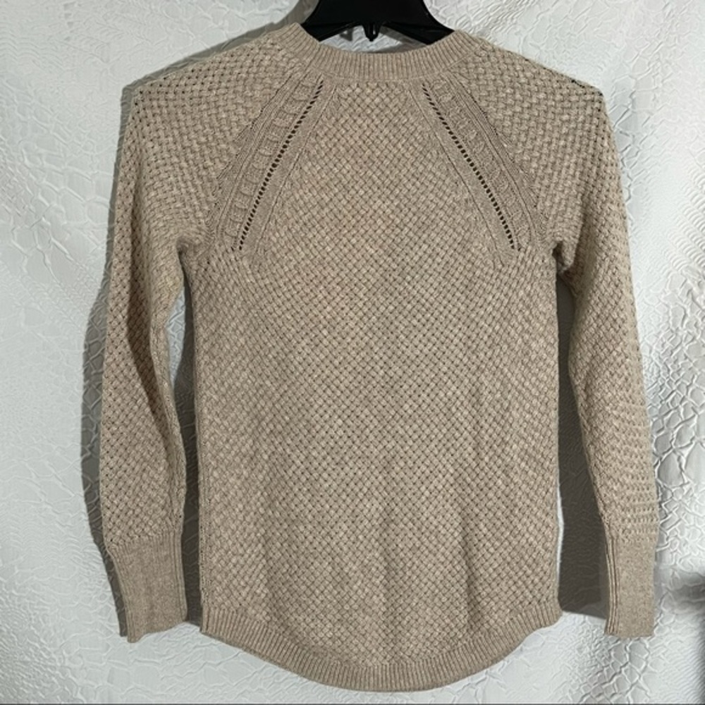 🎁 NWT! LOFT Knit Long Sleeve Sweater Top Shirt - Picture 2 of 9